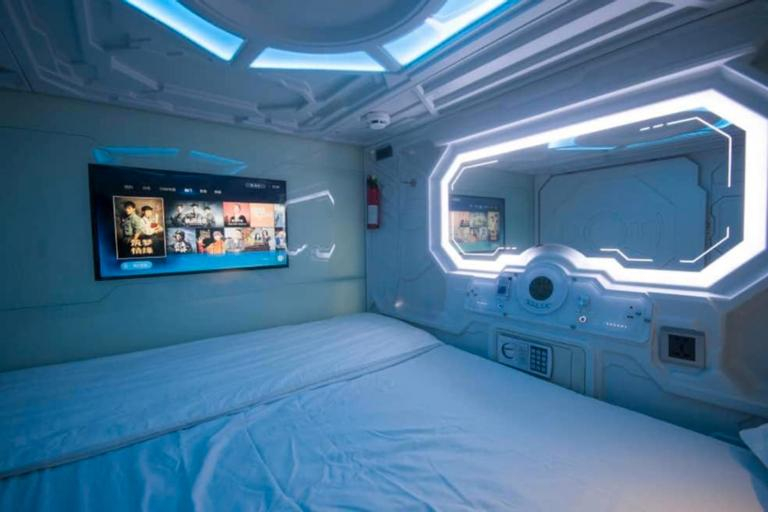 Bedroom 3, ZEN Rooms My Space Capsule Hotel, Semporna