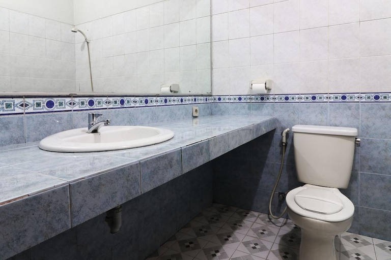 Bathroom 4, Hotel Citere II, Bandung