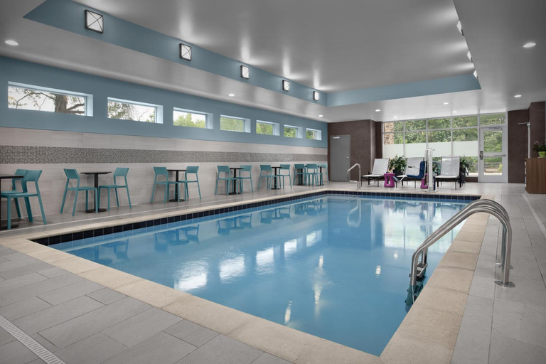 Sport & Beauty 5, Home2 Suites By Hilton Columbus Easton, Franklin