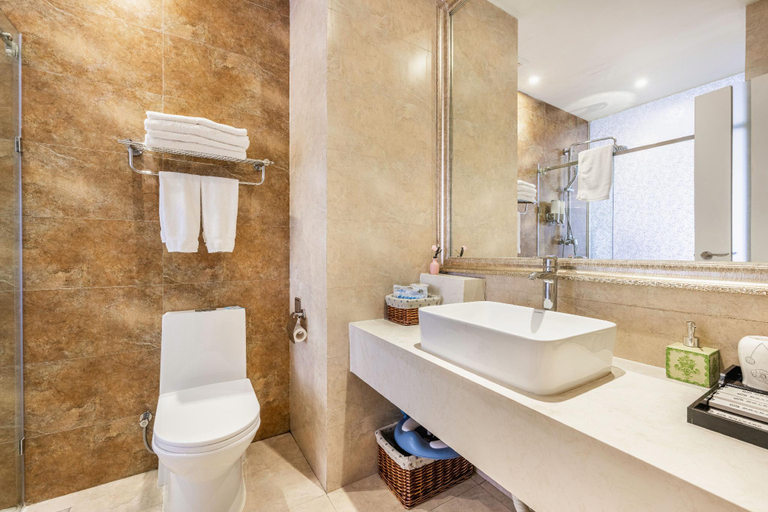 Bathroom 3, Chaosheng Zhiyou Hotel, Zhongwei