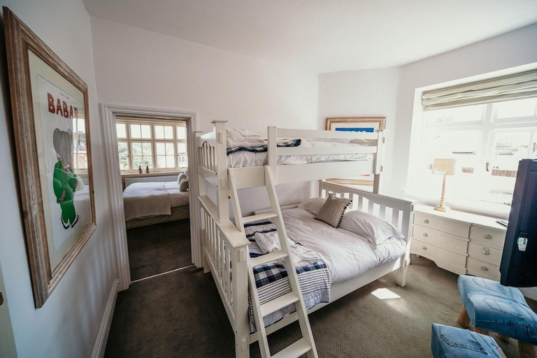 Bedroom 3, The George Hotel, Isle of Wight