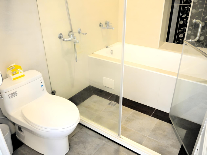 Bathroom 2, Shi Su Wan jia Homestay I, Nantou