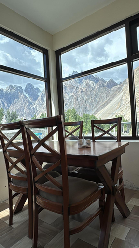 Others 5, Danatum Passu, Northern Areas