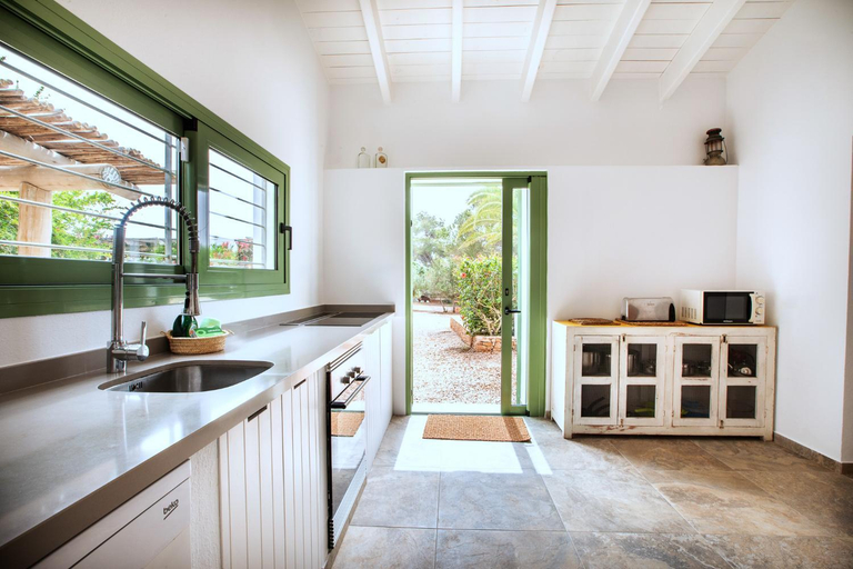 Kitchen 5, Casa Can Joan Guasch, Baleares