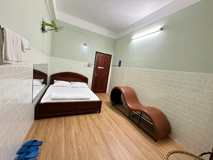 Bedroom 2, nhà nghỉ Hoa Quỳnh, Bien Hoa