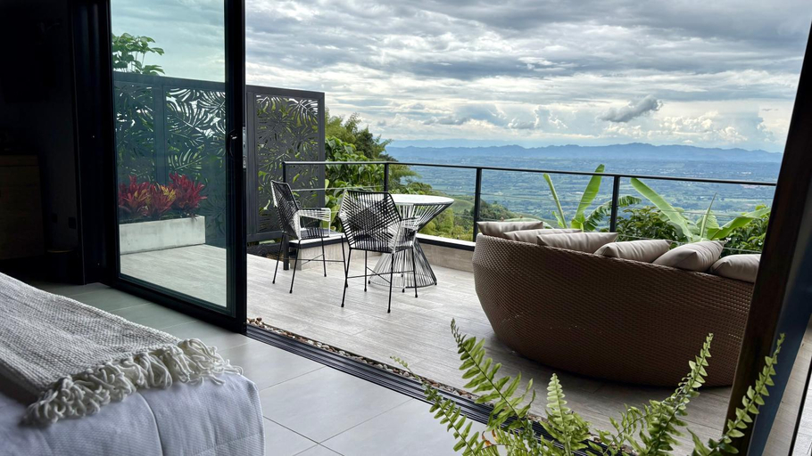 Others 3, La Font Ecolodge, Pijao