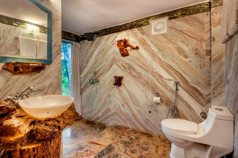 Bathroom 2, Lohagarh Corbett Resort, Nainital