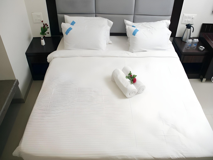 Bedroom 2, The Sky Court Hotel, Aurangabad