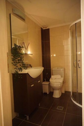 Bathroom 3, Villa Orama, Central Macedonia