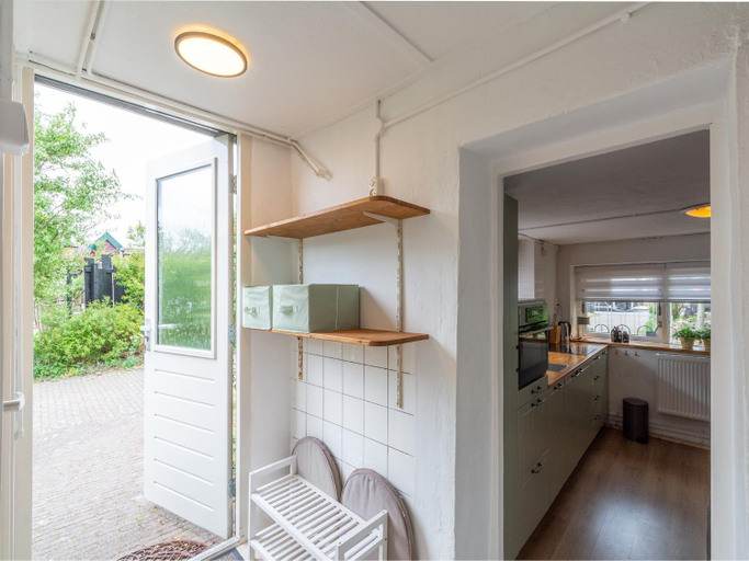 Others 4, Holiday Home in Callantsoog near Beach, Zijpe