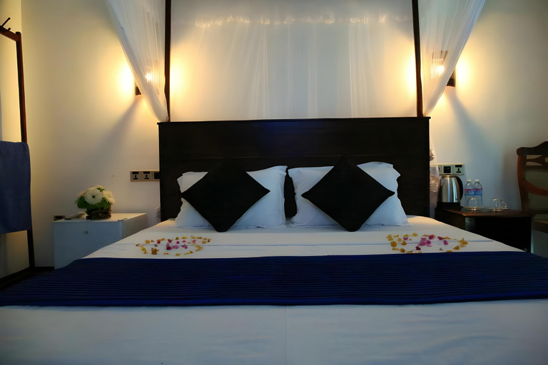 Bedroom 2, Sky Mountain Cafe with seaview, Weligama