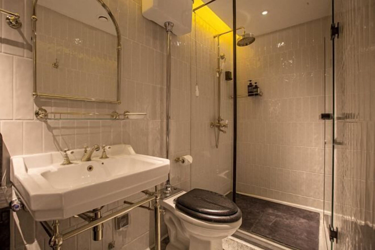 Bathroom 4, Cloud Inn River View hotel, Chongqing