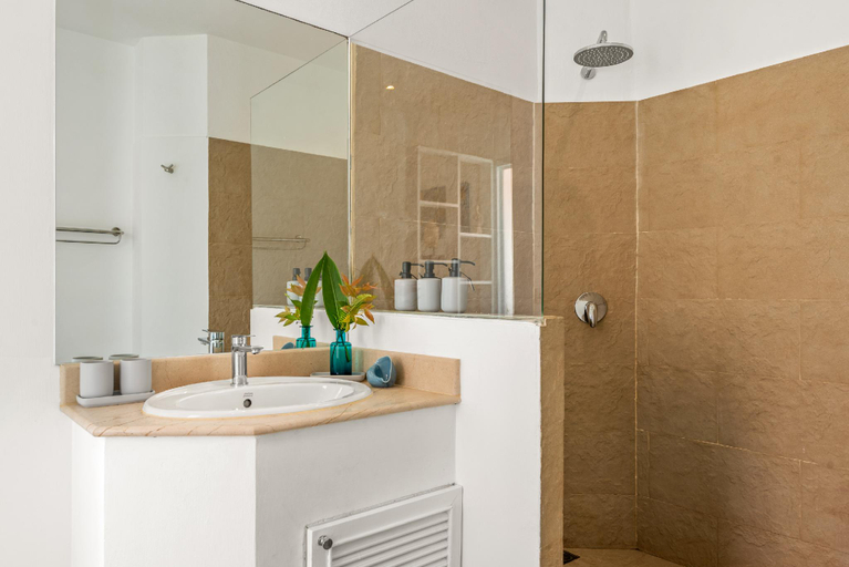 Bathroom 4, Beachfront 3 Bedroom Villa , Ko Samui