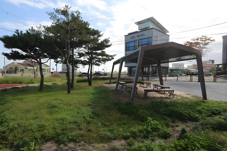 Others 4, Belmare Pension, Goseong