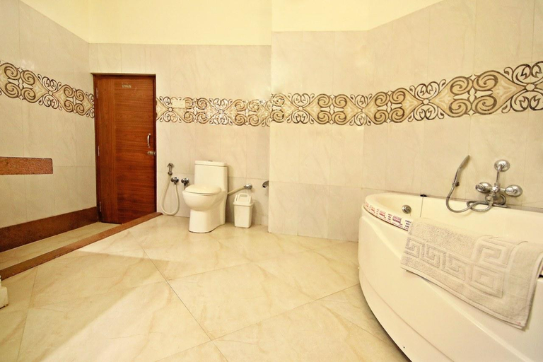 Bathroom 4, Hotel Chandrawati Palace- Abu Road , Sirohi