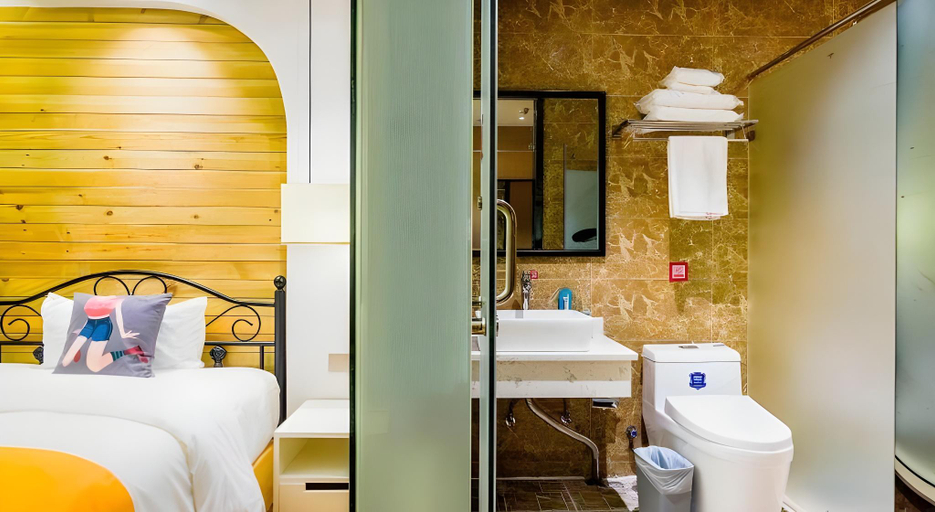 Bathroom 3, Pai Hotel Gannan Cooperative Bus Company, Gannan Tibetan
