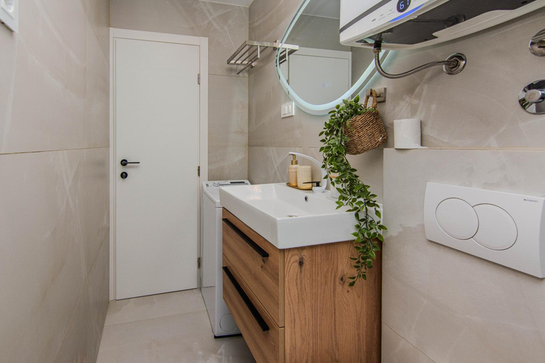 Bathroom 2, Split City Centre Apartment & Rooms Teali, Split