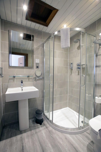 Bathroom 4, Acorn Hotel, Glasgow