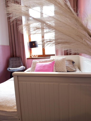 Others 5, Rooms Center - dworzec PKP, rynek Wroclaw, Środa Śląska
