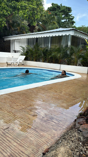 Others 5, Villa Gaston, Las Terrenas