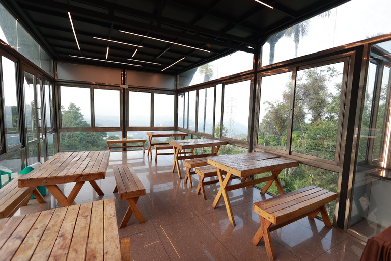 Food & Drinks 4, Misty Bush Munnar, Idukki