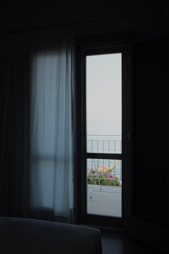 Others 5, LELA'S, Peloponnese