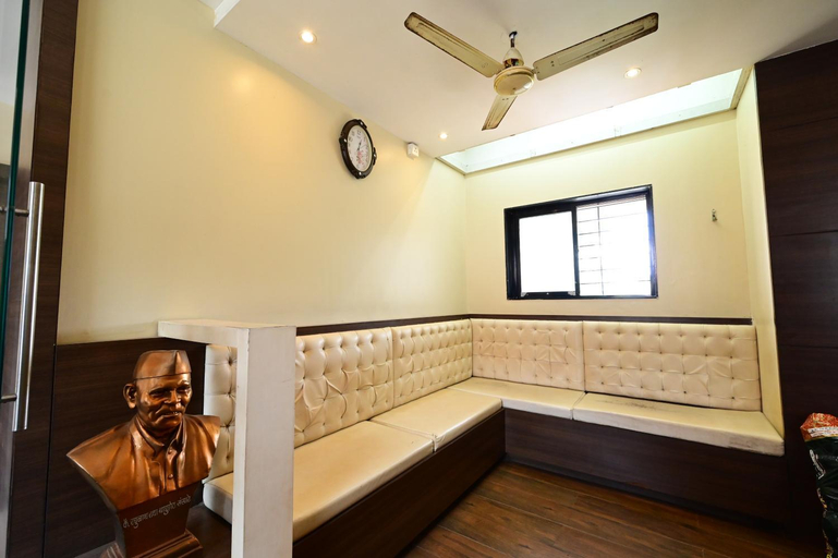 Others, Aasra Lodge, Ratnagiri