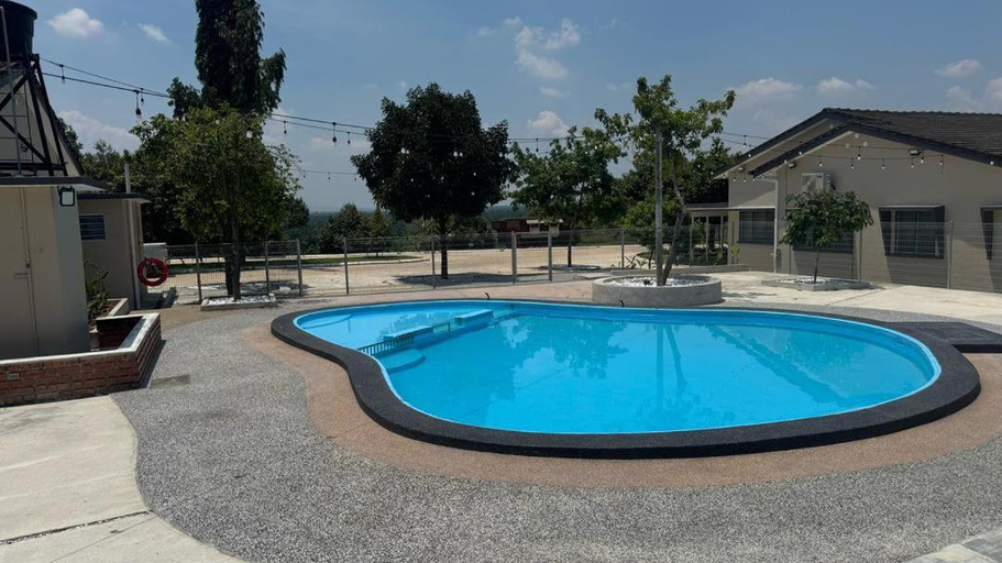 Others 4, CofyHill Retreat, Kampar