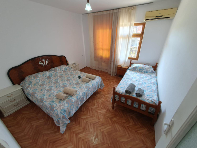 Bedroom 3, Nazmir's Guesthouse Shkoder, Shkodrës