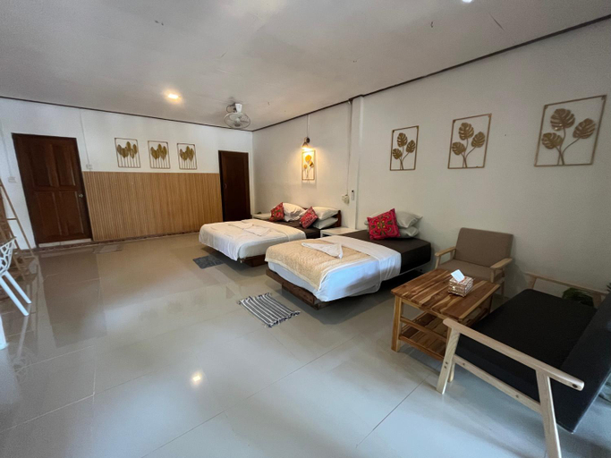 Bedroom 2, Chomjan Beach Resort, Muang Ranong
