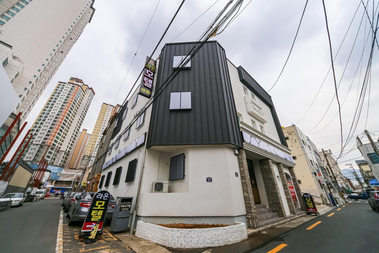 Exterior & Views 1, Daegu Dongseongro Raon, Buk