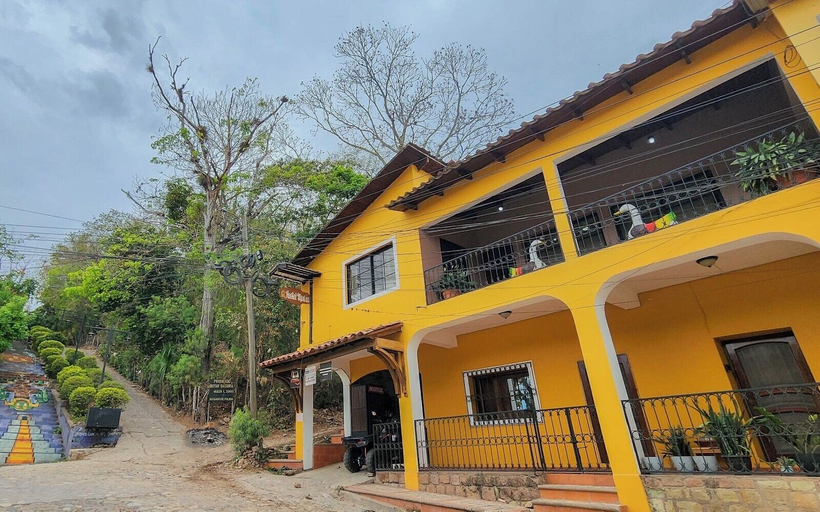 Exterior & Views 2, hostal marias, Copán Ruinas