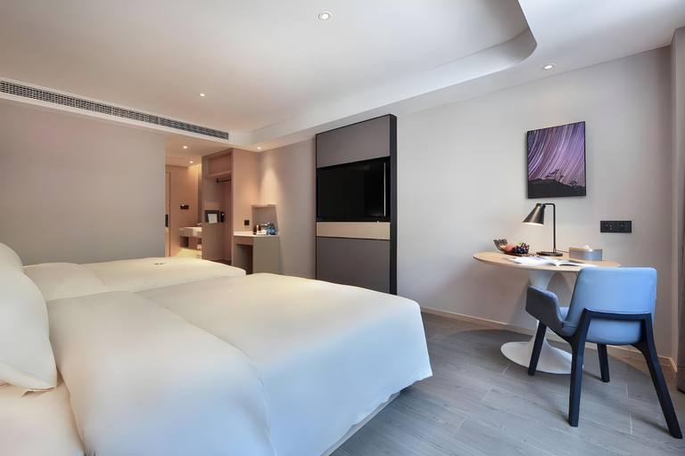 Bedroom 2, Atour Hotel Guilin West Yangshuo Street, Guilin