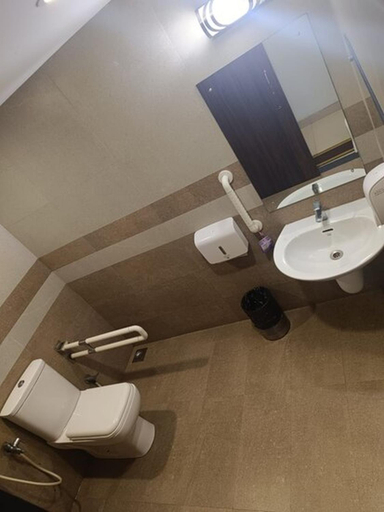 Bathroom 3, Prayana Hotels, Ernakulam
