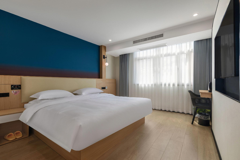 Bedroom 2, Huajing Hotel (Pingyang Ounan), Wenzhou