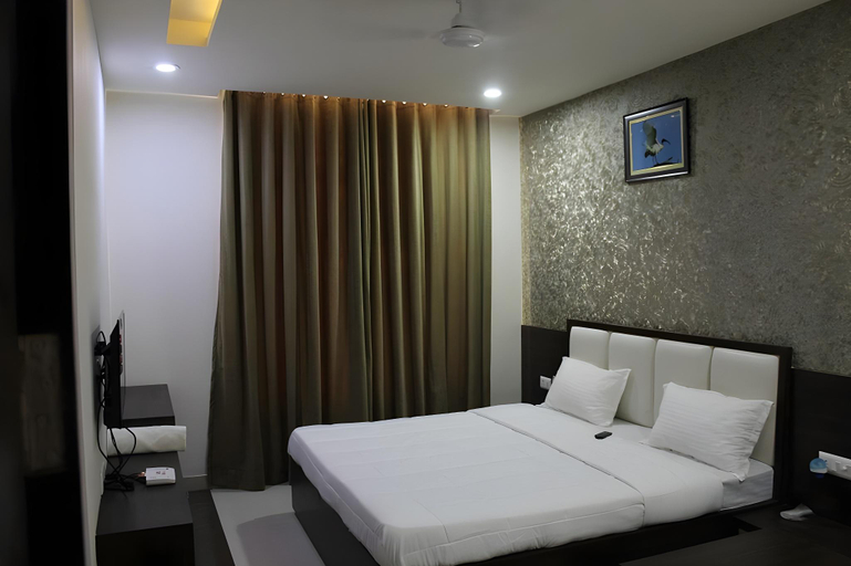 Bedroom 2, Hotel Celebration, Bharatpur