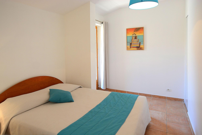 Bedroom 3, Residence Alba Rossa, Corse-du-Sud