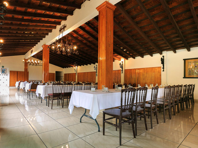 Food & Drinks 5, Hotel Pie De La Sierra, Uruapan
