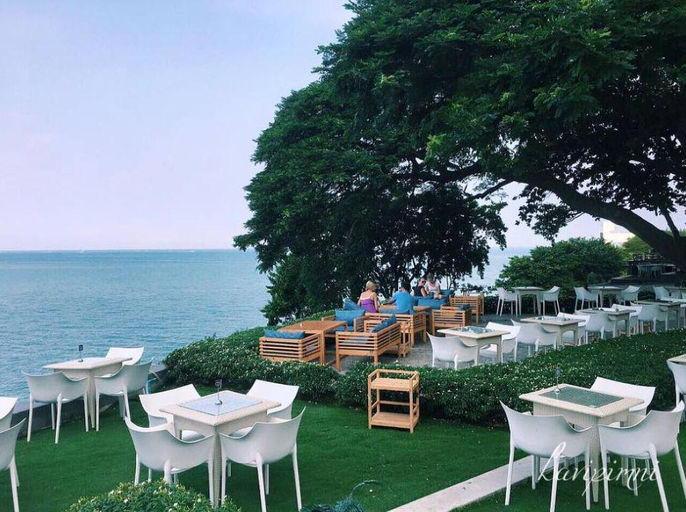 Food & Drinks 5, Majestic Residence Pool Villa Private Beach, Pattaya