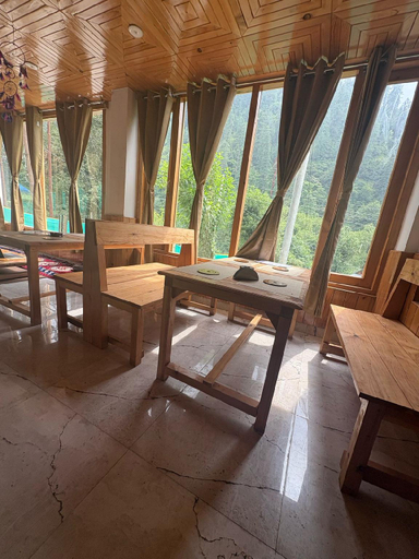 Food & Drinks 3, The Pahadi Soul Stay and Café, Kullu