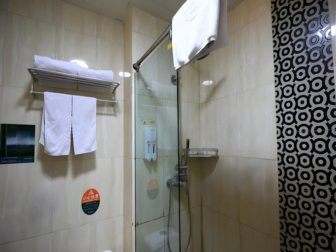 Bathroom 3, GreenTree Inn Datong Xiang Yang Xi Jie, Datong
