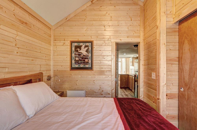 Bedroom 2, Sheltered Nook On Tillamook Bay, Tillamook