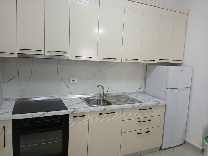 Others 4, Amar Apartaments Golem, Kavajës