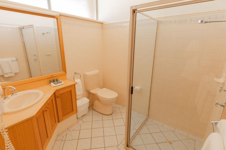 Bathroom 5, Big River Motor Inn, Berri & Barmera - Berri