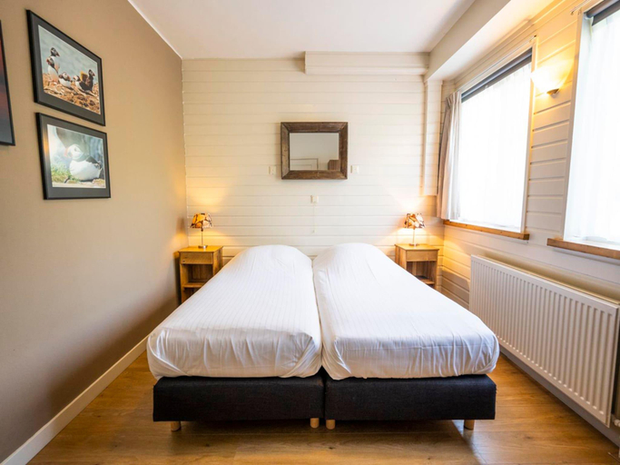 Bedroom 2, Apartment in De Koog near Texel Beach, Texel