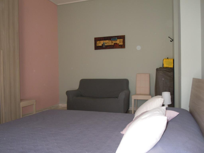 Bedroom 2, Tonnara apartment 1st floor codi facing the sea with view, wifi, Syracuse