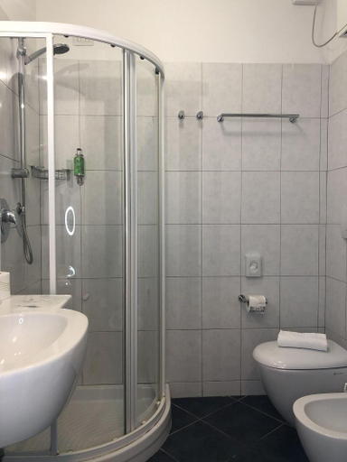 Bathroom 3, Baia Blu Rta, La Spezia