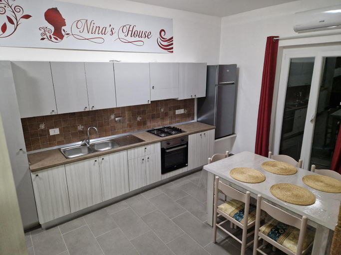 Others 3, Nina's house 2 a 300 metri dal mare, Catanzaro