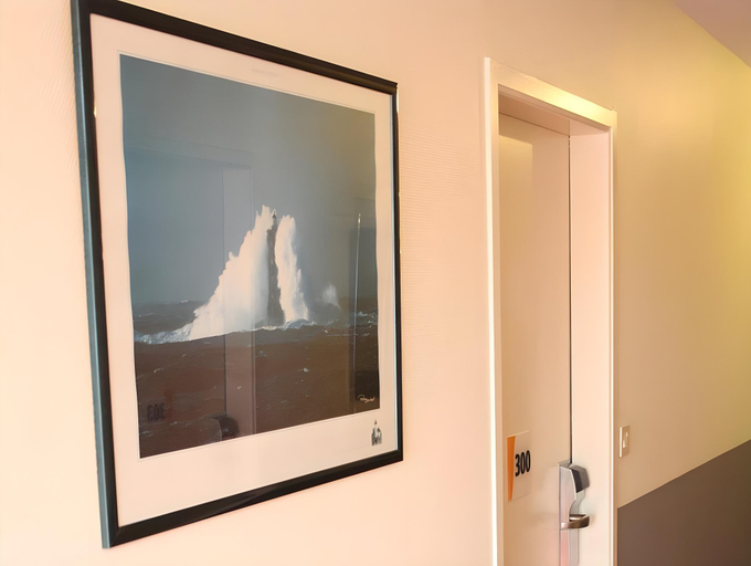 Bathroom, Premiere Classe Douarnenez, Finistère