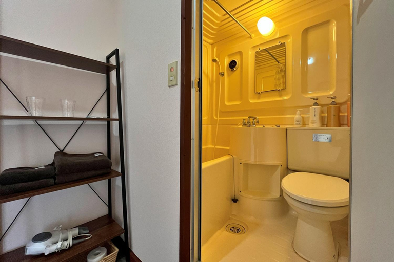 Bathroom 5, Pension Asuka inn Daisen, Hōki